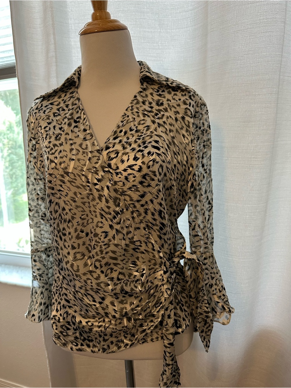 Anne Carson Black and white Leopard-Print Wrap Blouse